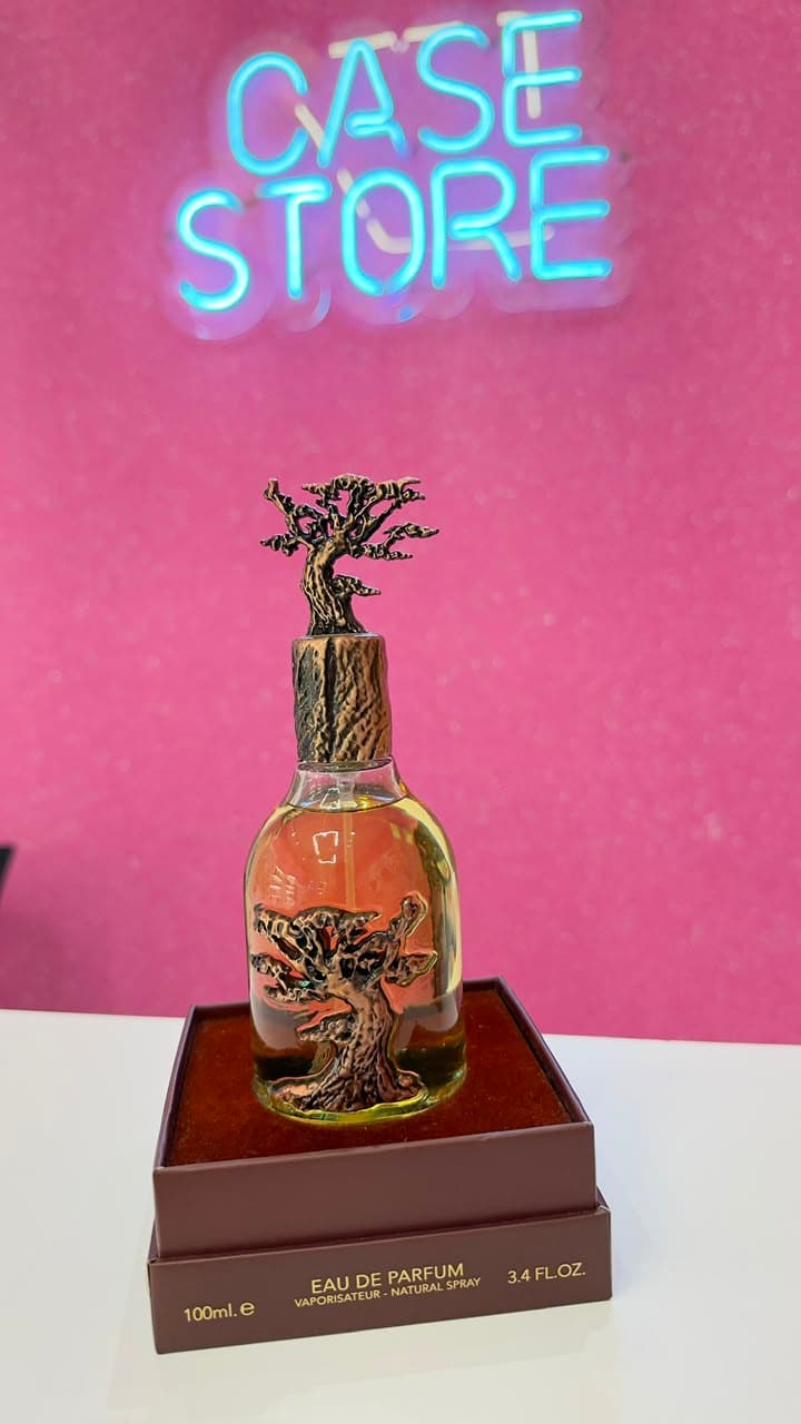 Eternal Oud Lattafa Perfumes vista 1